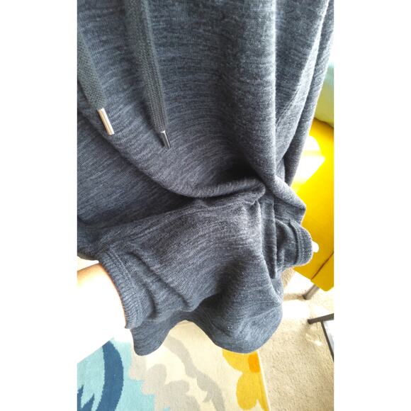 Athleta techie sweat gray cowl hoodie oversized softw/ pocket XLT athletic fall - Picture 5 of 11